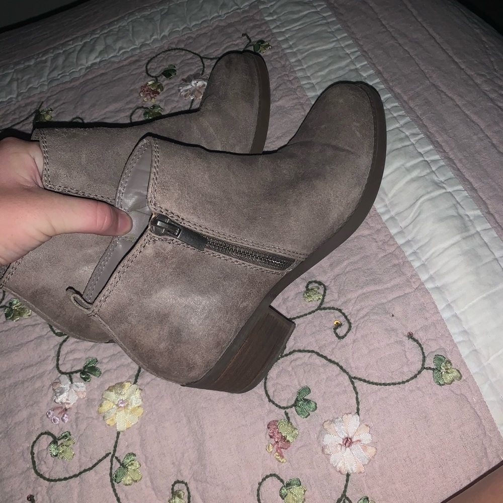 Ankle boots